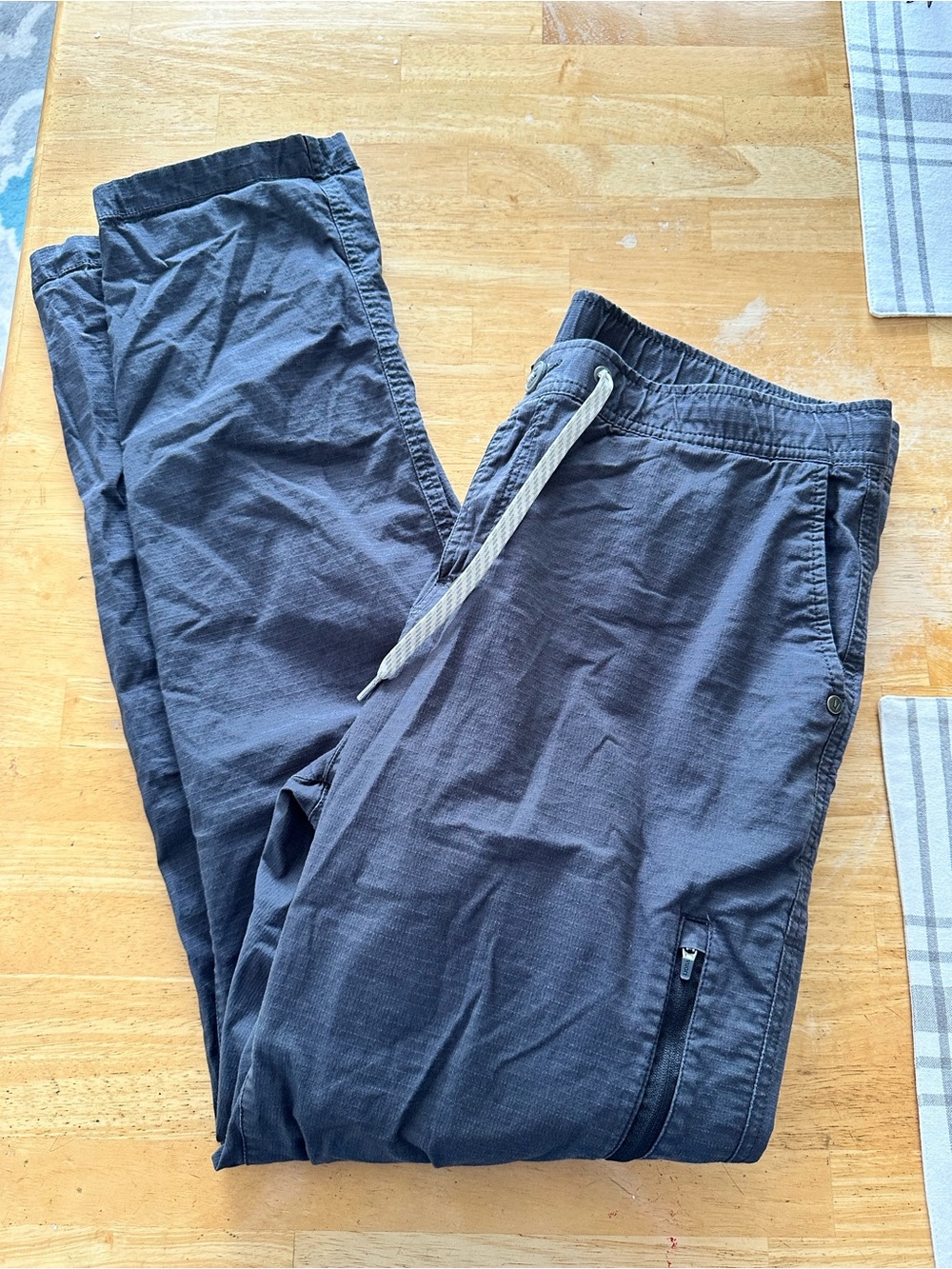 Vuori women’s Ripstop pants XL